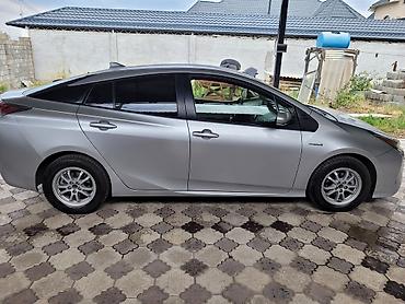 byd e2 2025: Toyota Prius: 2016 г., 1.8 л, Вариатор, Гибрид, Хэтчбэк — 10