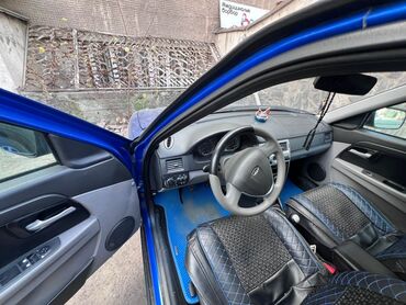 ВАЗ (ЛАДА): ВАЗ (ЛАДА) Priora: 2013 г., 1.6 л, Механика, Бензин, Хэтчбэк — 10