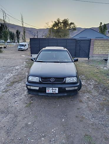 Volkswagen: Volkswagen Vento: 1996 г., 1.5 л, Автомат, Бензин, Седан — 5