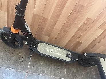 x9 pro scooter: Şəhər skuterı – mexaniki (elektriksiz)
işlek veziyyetdedi — 2