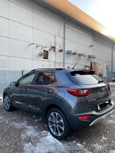 Kia: Kia Stonic: 2017 г., 1.6 л, Автомат, Дизель, Хэтчбэк — 4