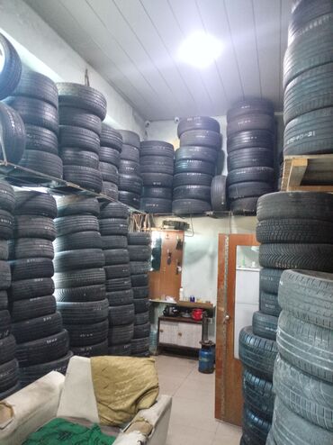 Təkərlər: Müxtəlif markalı və ölçülü avtomobil təkərləri təklif olunur. Geniş — 3