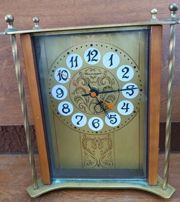 часы мощные: Продаю настольные часы Янтарь (антиквар). Питание от большой батарейки