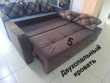 Прямые диваны: Продаю диваны мустанг по городу доставка бесплатно звоните ватсап — 7