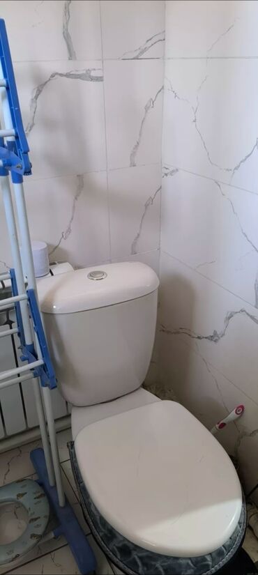 продам дом срочно бишкеке: 58 м², 3 комнаты, Парковка, Забор, огорожен