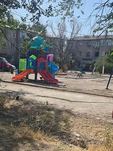 квартиры 3 комнатный: 3 комнаты, 81 м², Индивидуалка, 1 этаж, Косметический ремонт — 2