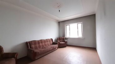 муслим кафе бишкек: 3 комнаты, 62 м², Индивидуалка, 2 этаж, Старый ремонт