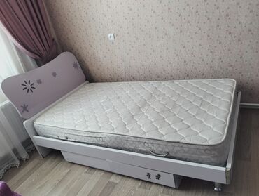 yataq otağı lüsturları: İşlənmiş, Təknəfərlik çarpayı, Bazasız, Matras ilə, Siyirməli