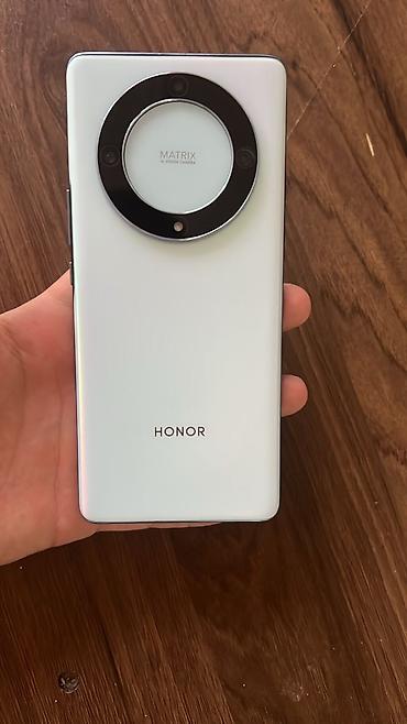 huawei 90 pro: Honor 8A Pro, rəng - Ağ, Sensor — 1