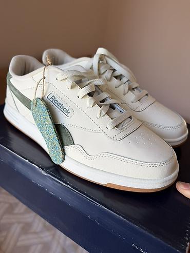слиф понтеры: Мужские кроссовки, 42.5, Reebok, Новый, цвет - Бежевый, Самовывоз, Платная доставка — 1