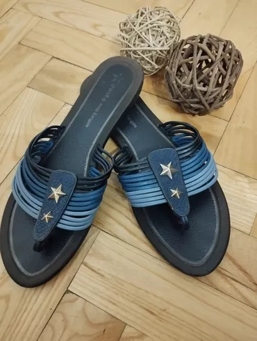 Fashion slippers, 39