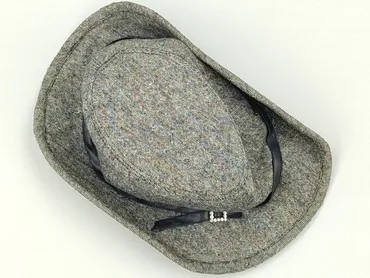Hat, Female, condition - Very good