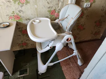 Стульчик для кормления, Б/у, Другой бренд, Пластик, Трансформер, цвет - Серый, Самовывоз