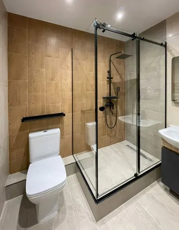 Стеклянная душевая перегородка — стиль и комфорт в вашей ванной 🚿 🔹