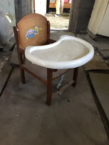 Стол для кормления