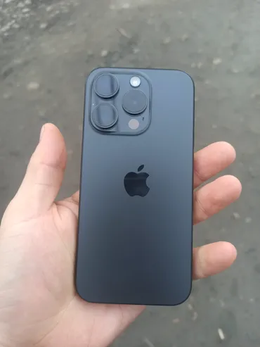 IPhone 15 Pro, Б/у, 256 ГБ, Black Titanium, 89 %