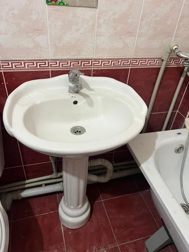 Раковина для ванной, Особенности: Глянцевое, Овальная форма, Материал: Керамика