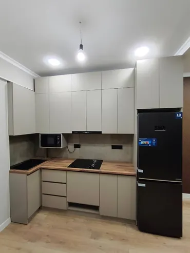 Тапшырыкка эмерек, Ашкана, Ашкана гарнитурасы, Үстөл, Үстөл үстү