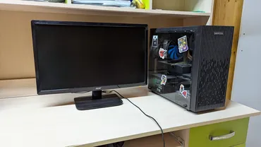 Компьютер, ядер - 4, ОЗУ 8 ГБ, Для работы, учебы, Б/у, Intel Core i3, HDD + SSD