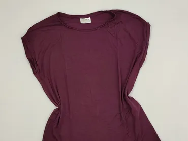 Women`s T-shirt, size XS (EU 34)