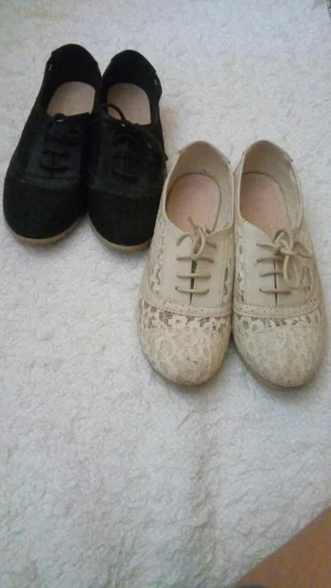 Ballet shoes, 39