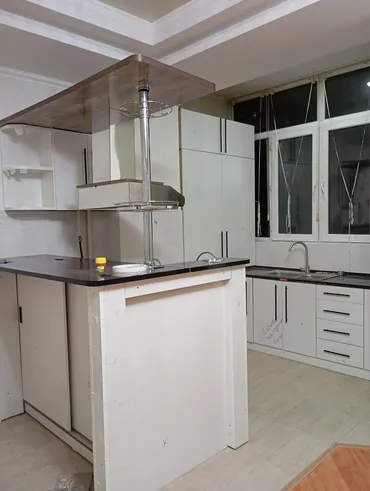 Тапшырыкка эмерек, Ашкана, Ашкана гарнитурасы