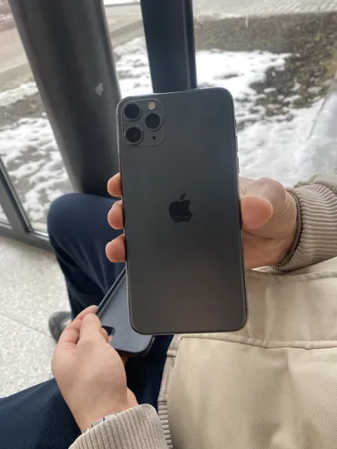 IPhone 11 Pro Max, Б/у, 64 ГБ, Black Titanium, Защитное стекло, Чехол, 94 %