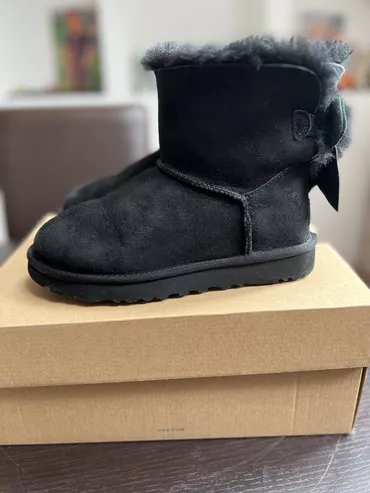 Ugg mini boots, color - Black, 36