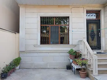 Həyət evi, 4 otaqlı, 200 m², satılır, Bakı
