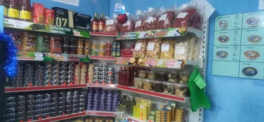 Продуктовый склад требуется помощник шустрый парень до 30летмолодой