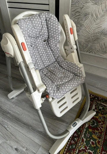 Тамактандыруучу отургуч, Chicco, Пластик, Отургучтун башка түрү, түсү - Ак