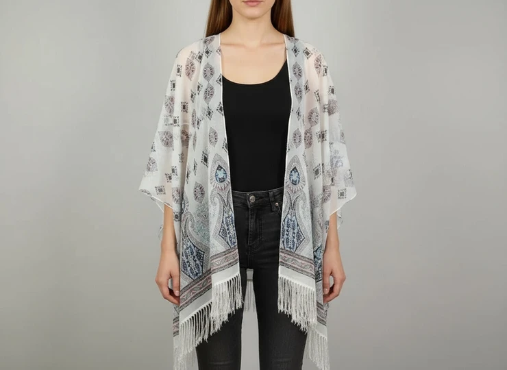 Women`s poncho, size One size