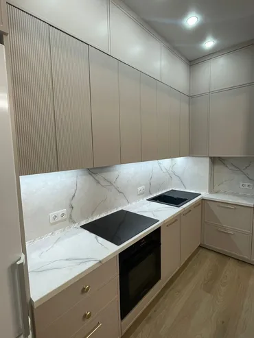 Тапшырыкка эмерек, Ашкана