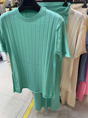 M (EU 38), color - Beige