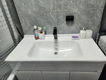 Раковина для ванной, Особенности: Глянцевое, Материал: Керамика, Размер: 100 x 50 см