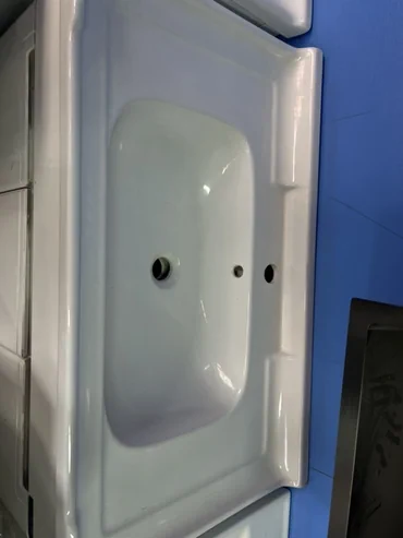 Раковина для ванной, Особенности: Глянцевое