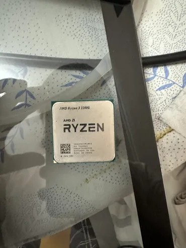 Процессор, Б/у, AMD Ryzen 3, 4 ядер, Для ПК