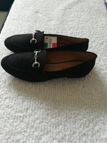 Loafers, Opposite, 39