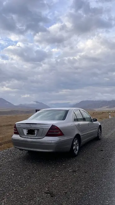 Mercedes Benz C-Class