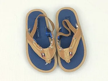 Sandals 25, New