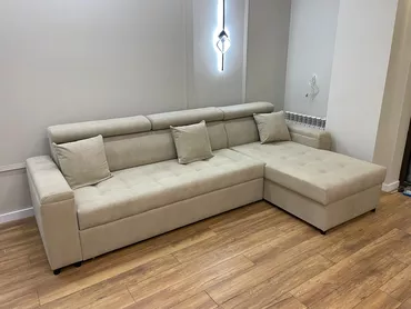 Тапшырыкка эмерек, Конок бөлмөсү, Диван, кресло