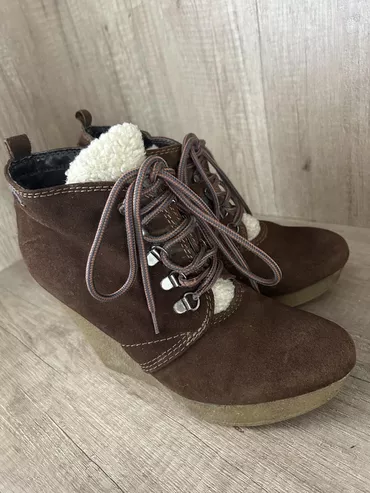 Ankle boots, 39