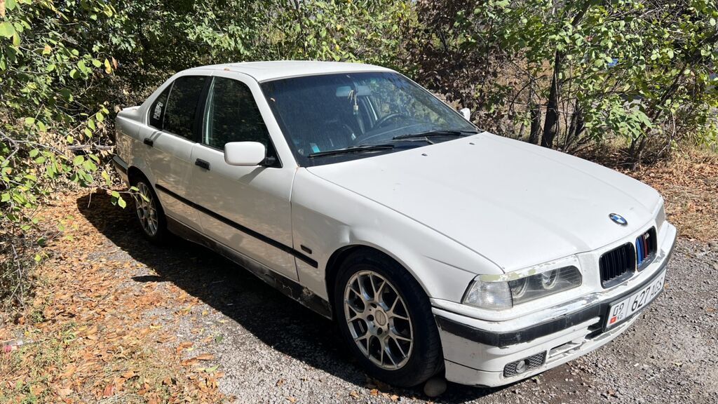 BMW 3 series: 1992 г., 2.5 л, Механика, Бензин, Седан: фото 8