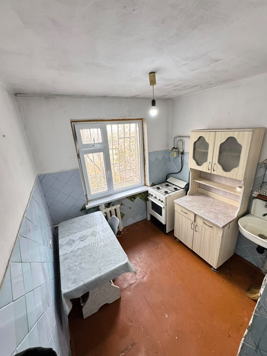 1 комната, 32 м², 104 серия, 4 этаж, Старый ремонт: фото 3