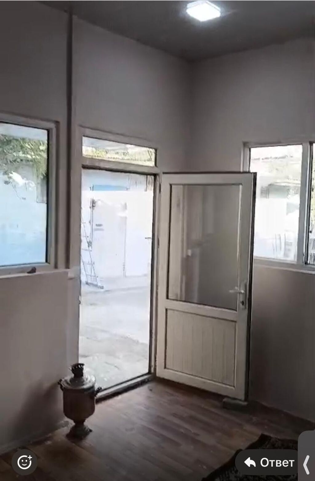Kirayə üçün kiçik ofis/otaq 5×5 kv mbele otaqdan biride var