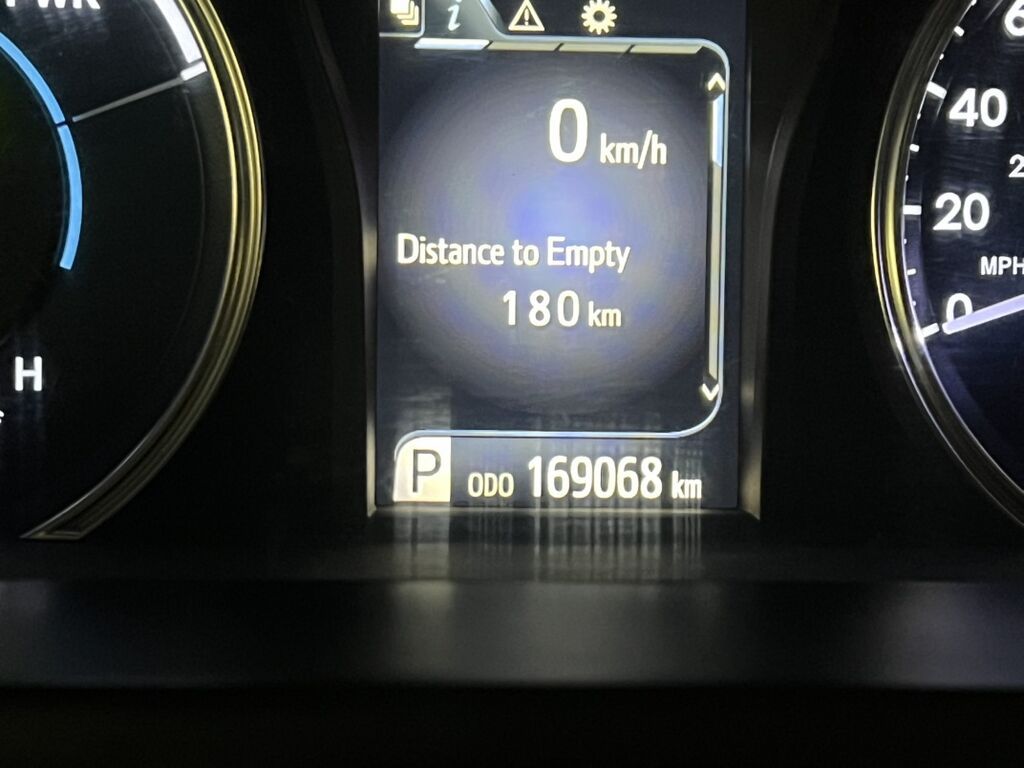 Toyota Camry: 2017 г., 2.5 л, Вариатор, Гибрид, Седан: фото 6