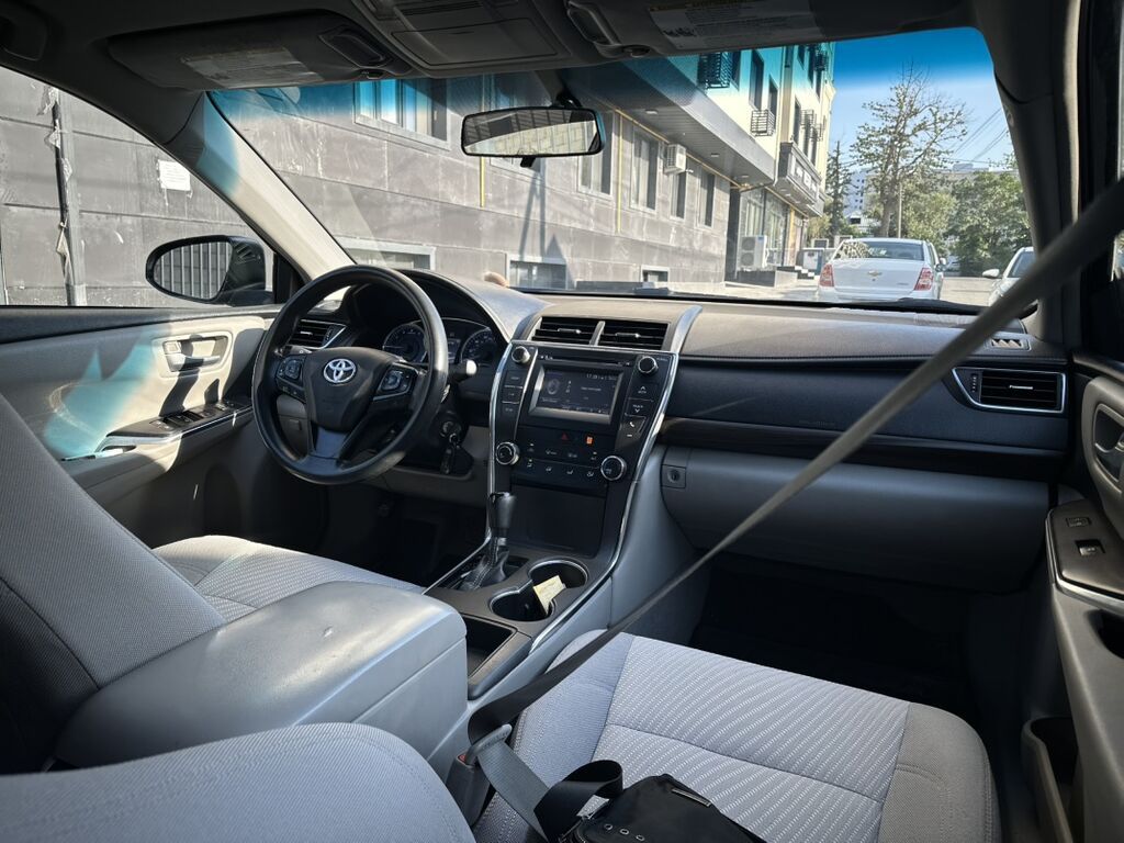 Toyota Camry: 2016 г., 2.5 л, Автомат, Бензин, Седан: фото 8