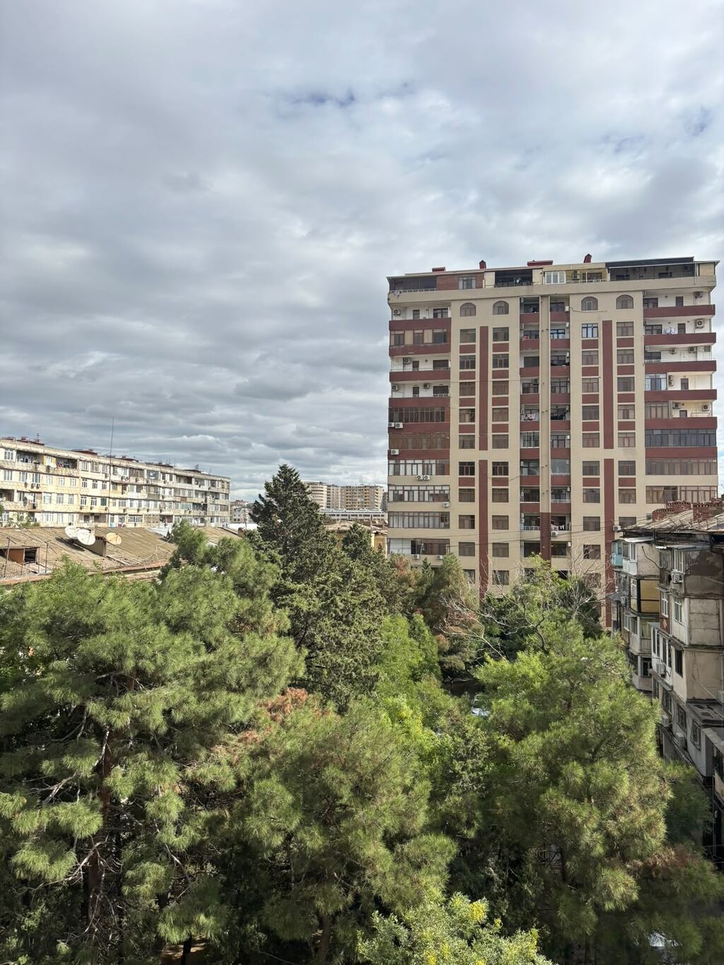8-ci mikrorayon, 4 otaqlı, Yeni tikili, 156 kv. m