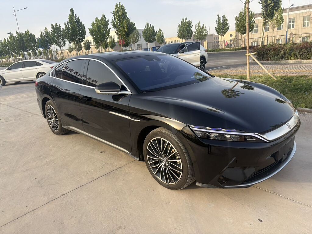 BYD Han EV: 2022 г., Автомат, Электромобиль, Седан: фото 3