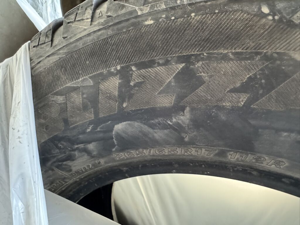 Комплект зимних шин Bridgestone Blizzak DM-V2 — 4 шт. ЦЕНА СМЕШНАЯ: фото 3